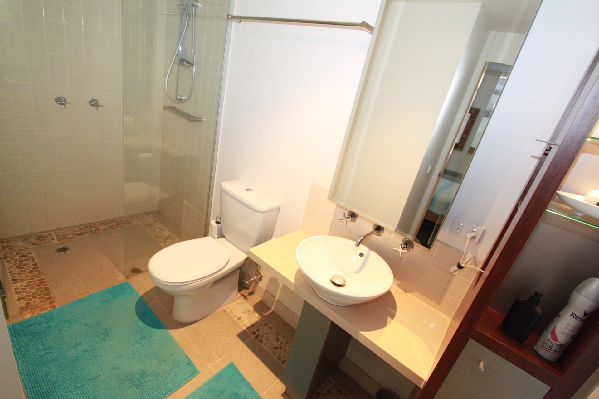 Property Gallery Thumbnail 8