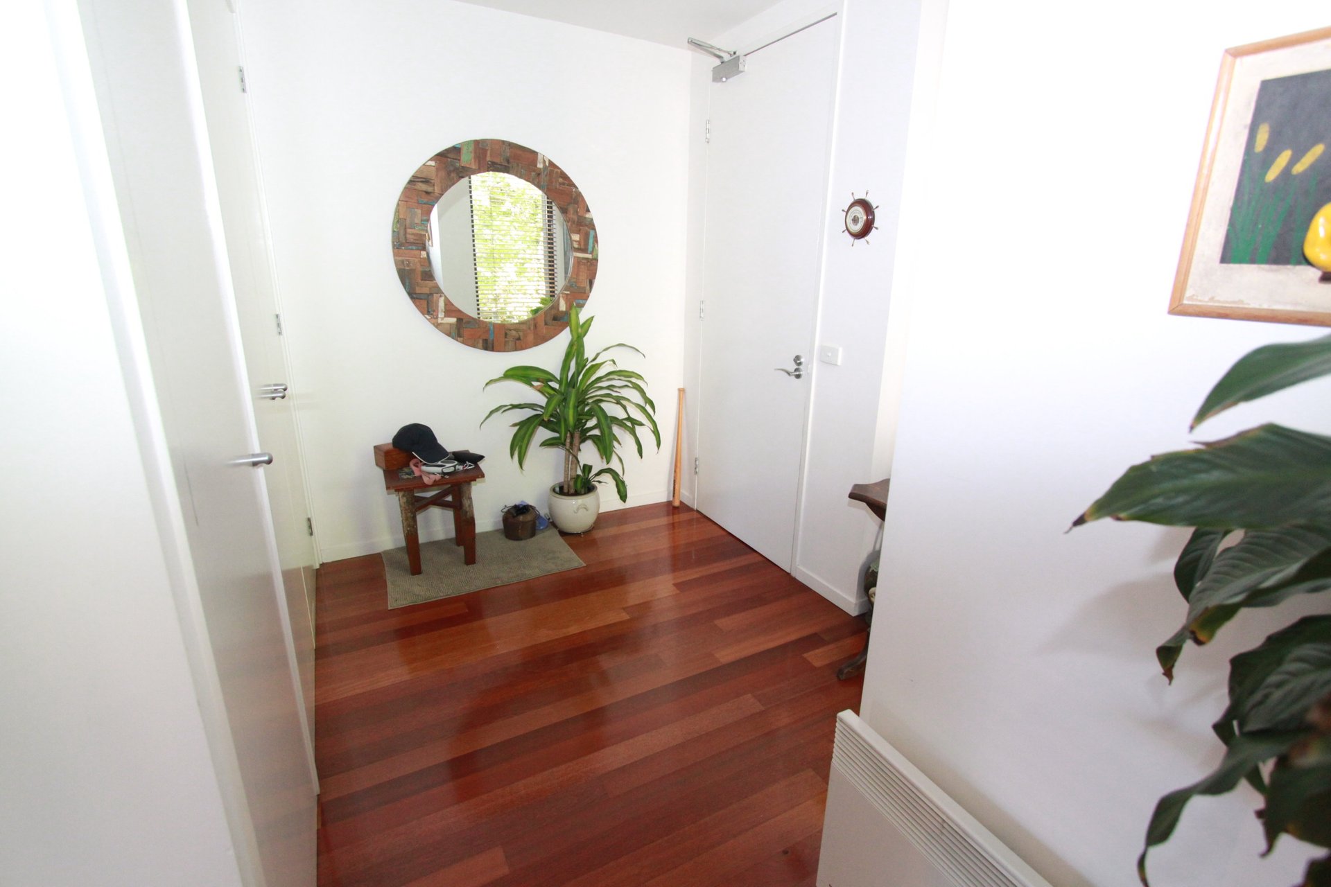 Property Gallery Thumbnail 9