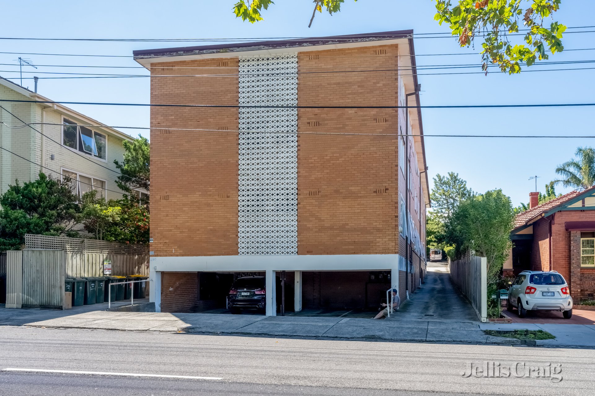 18/130 Alexandra Street, St Kilda East image 6
