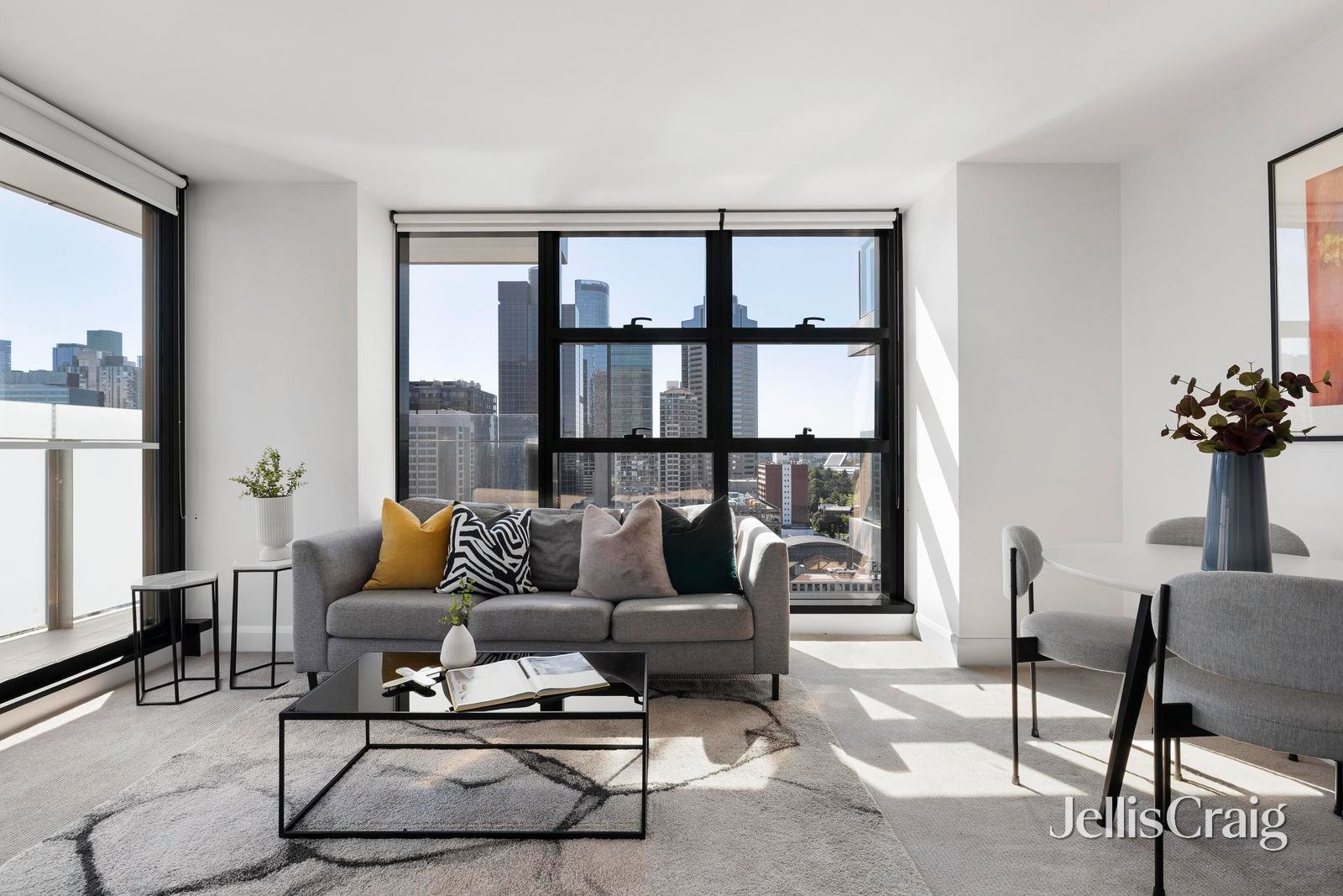 1813/27 Little Collins Street, Melbourne image 2