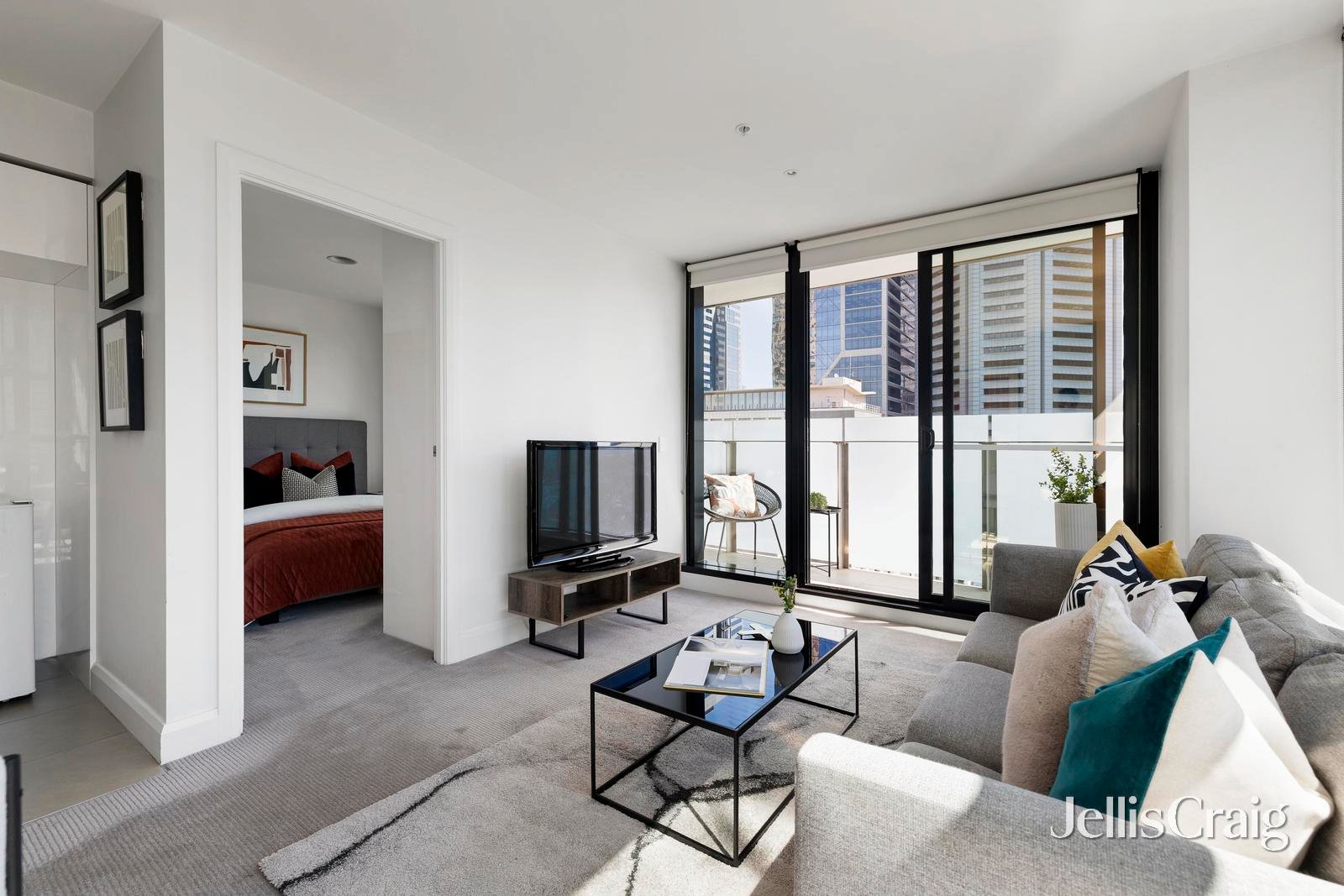 1813/27 Little Collins Street, Melbourne image 4