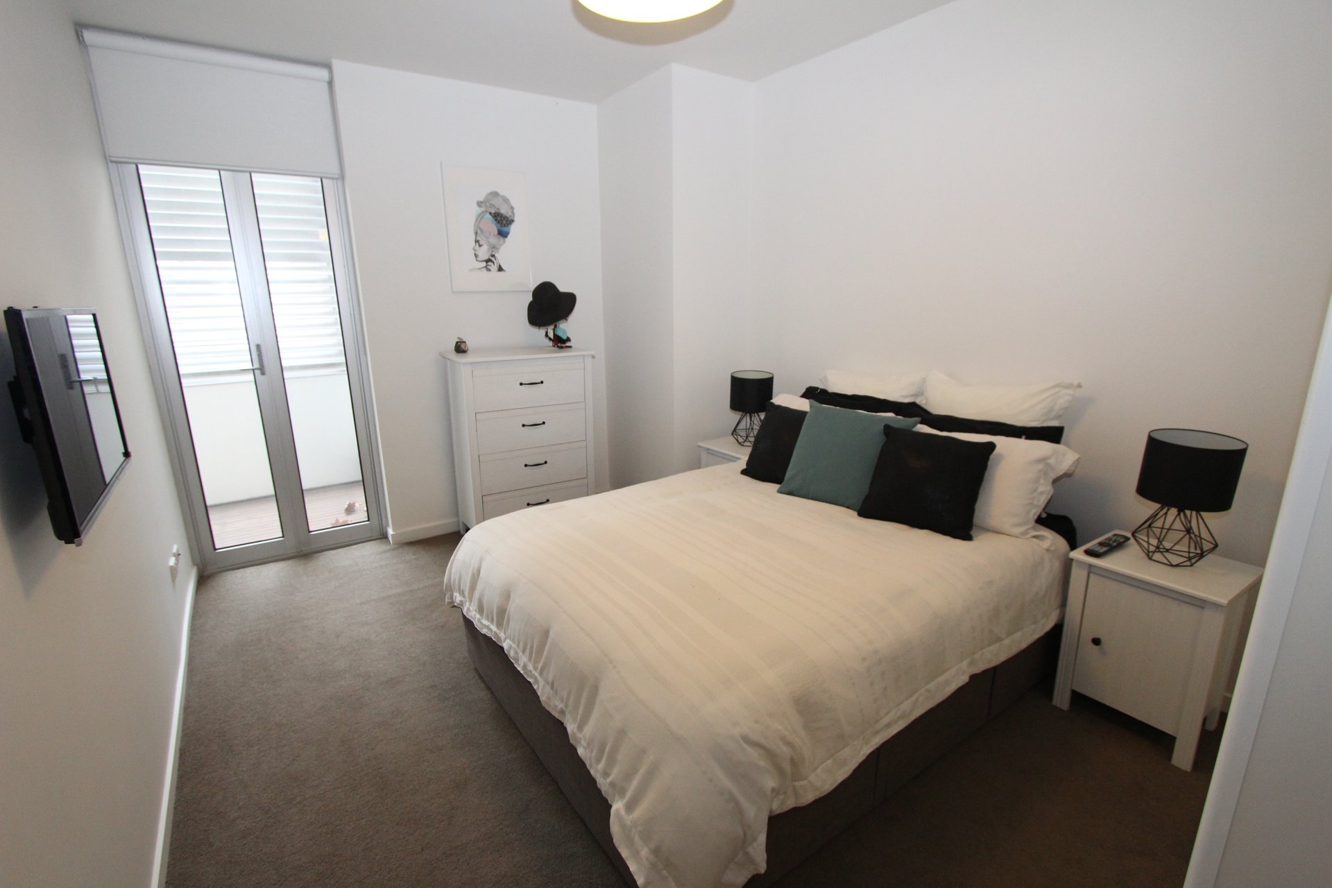 Property Gallery Thumbnail 3