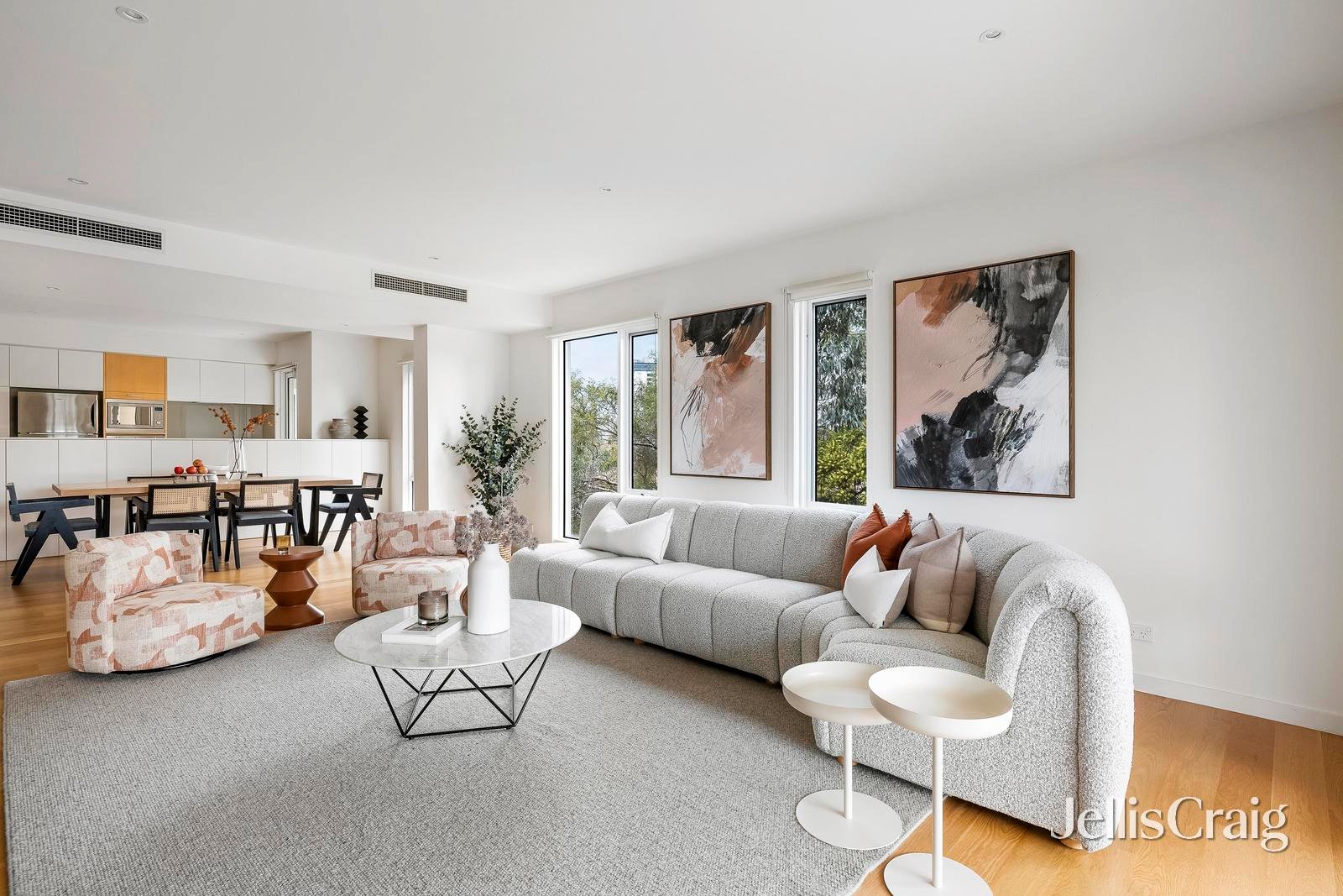 18/15 Liardet Street, Port Melbourne image 6