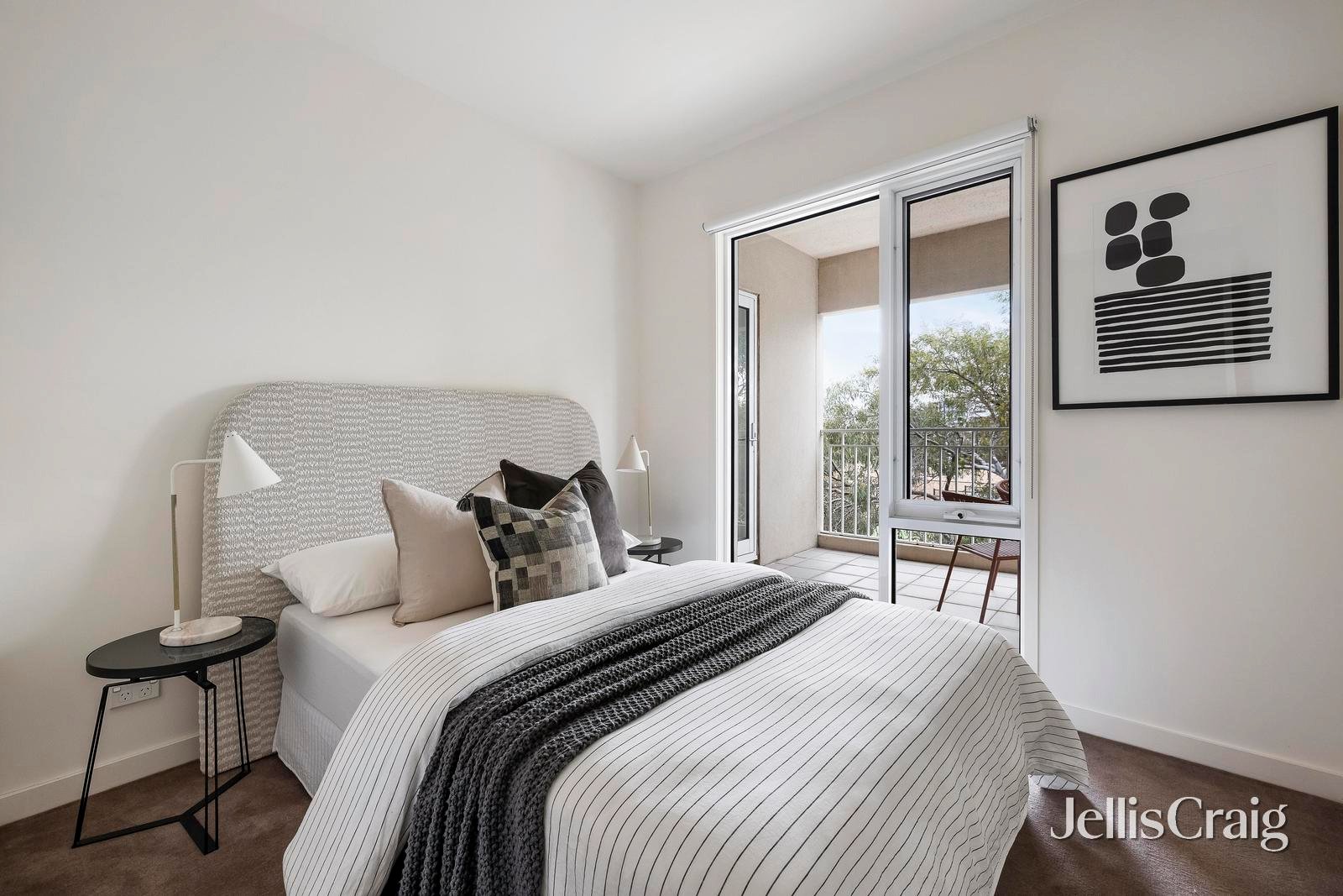 18/15 Liardet Street, Port Melbourne image 11