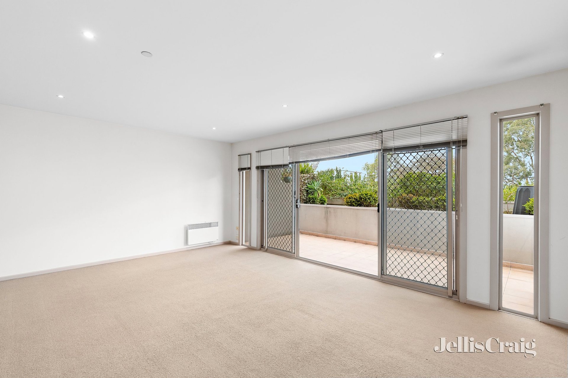1/82 - 84 Mount Street, Heidelberg image 3