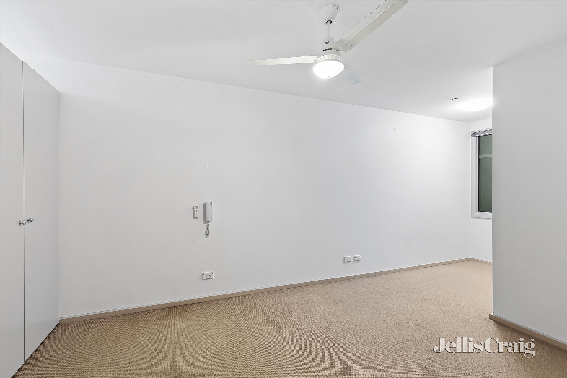 1/82 - 84 Mount Street, Heidelberg image 5
