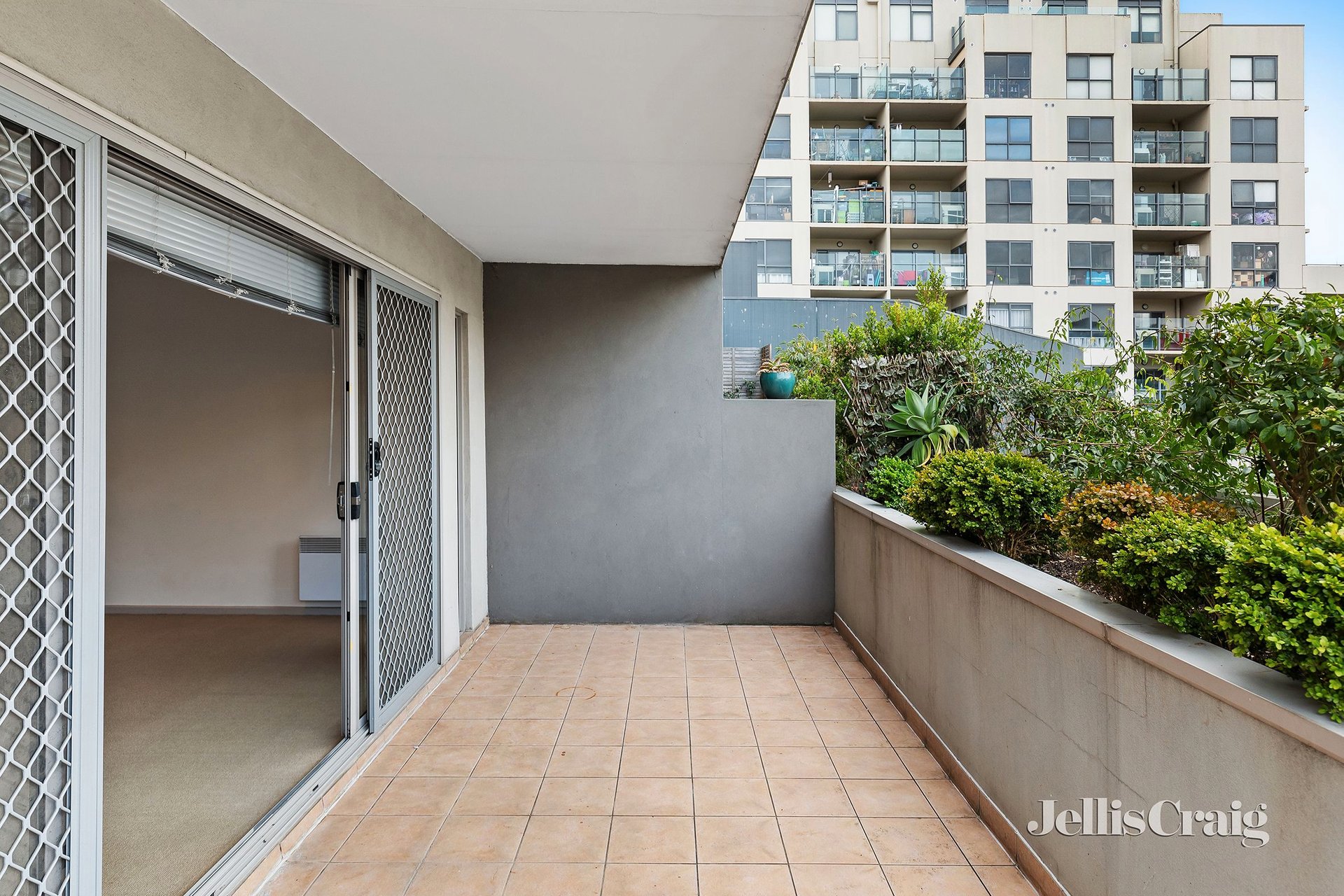1/82 - 84 Mount Street, Heidelberg image 8