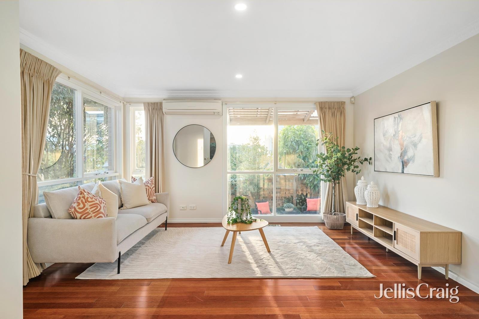 1/82-84 Tram Road, Doncaster image 2