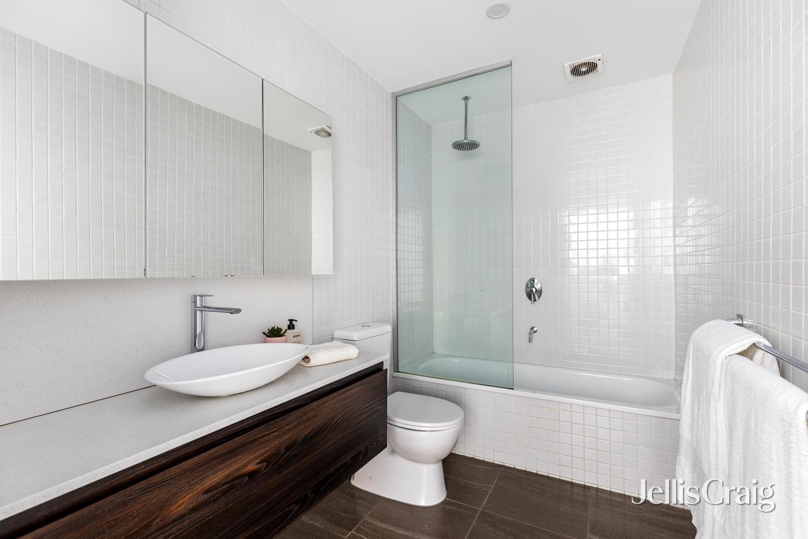 1/82 Abinger Street, Richmond image 8