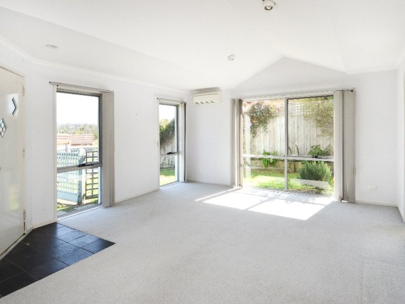 1/82 Gloucester Street, Grovedale image 2
