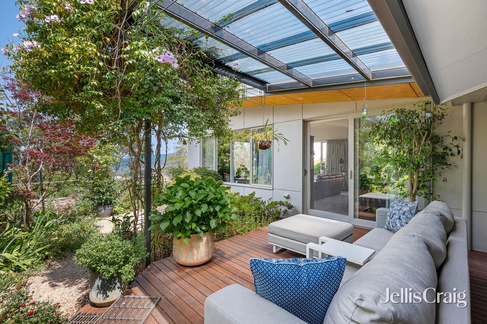 182 Hayrick Lane, Mooroolbark image 17