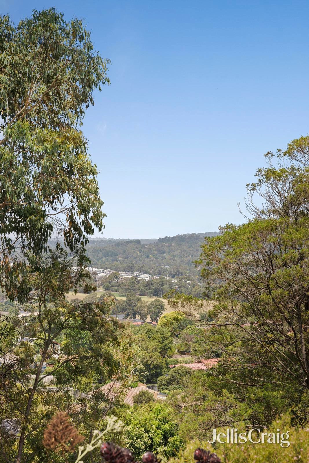 182 Hayrick Lane, Mooroolbark image 23