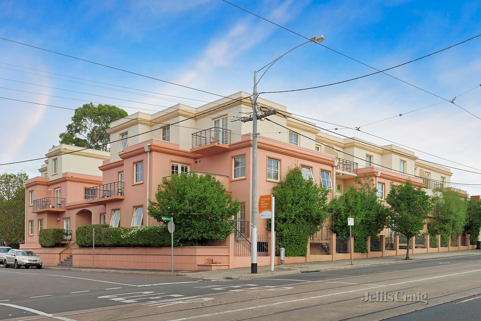 18/2 Henrietta Street, Hawthorn image 1