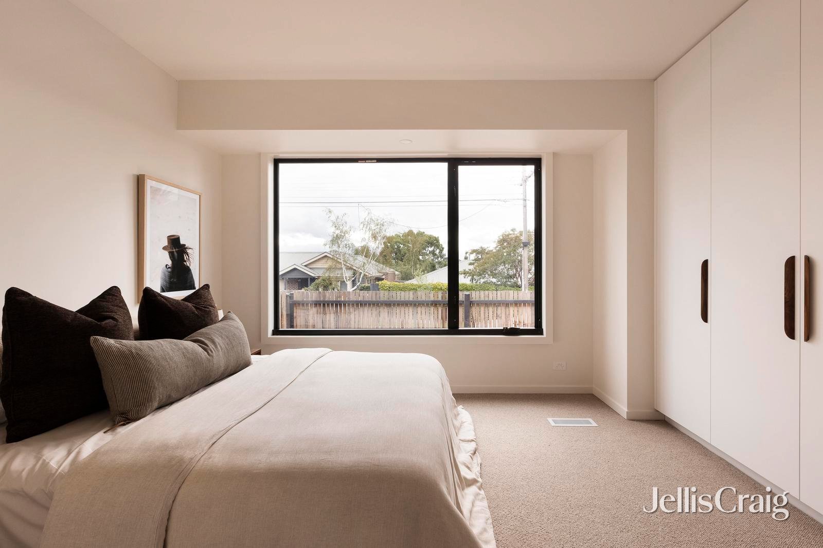 182 Henry Street, Greensborough image 22