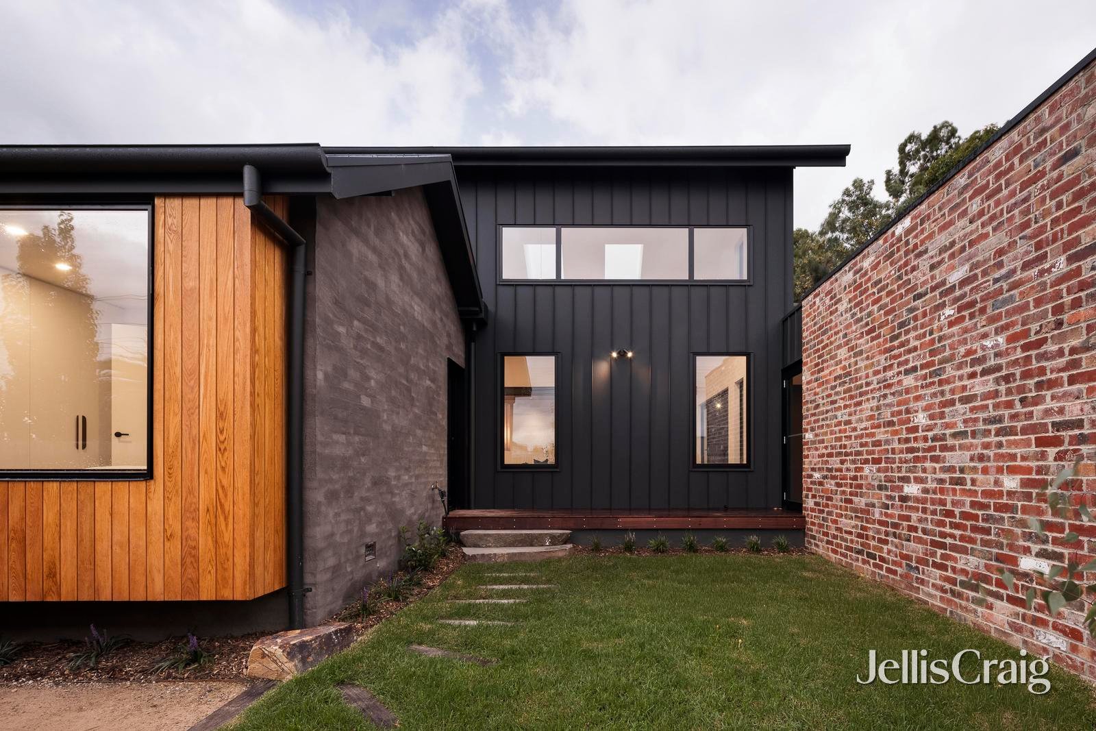 182 Henry Street, Greensborough image 29