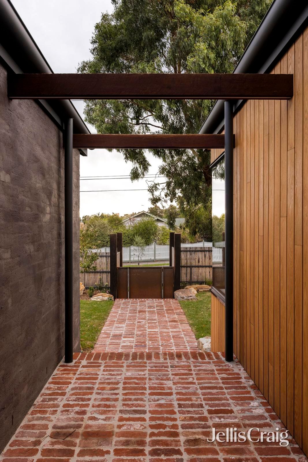 182 Henry Street, Greensborough image 30