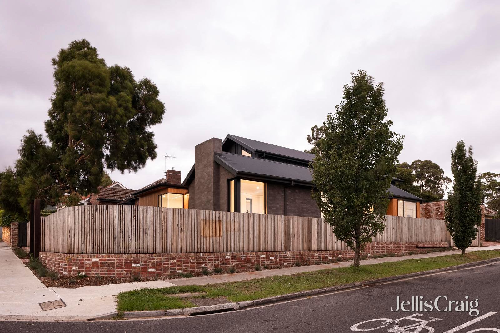 182 Henry Street, Greensborough image 34