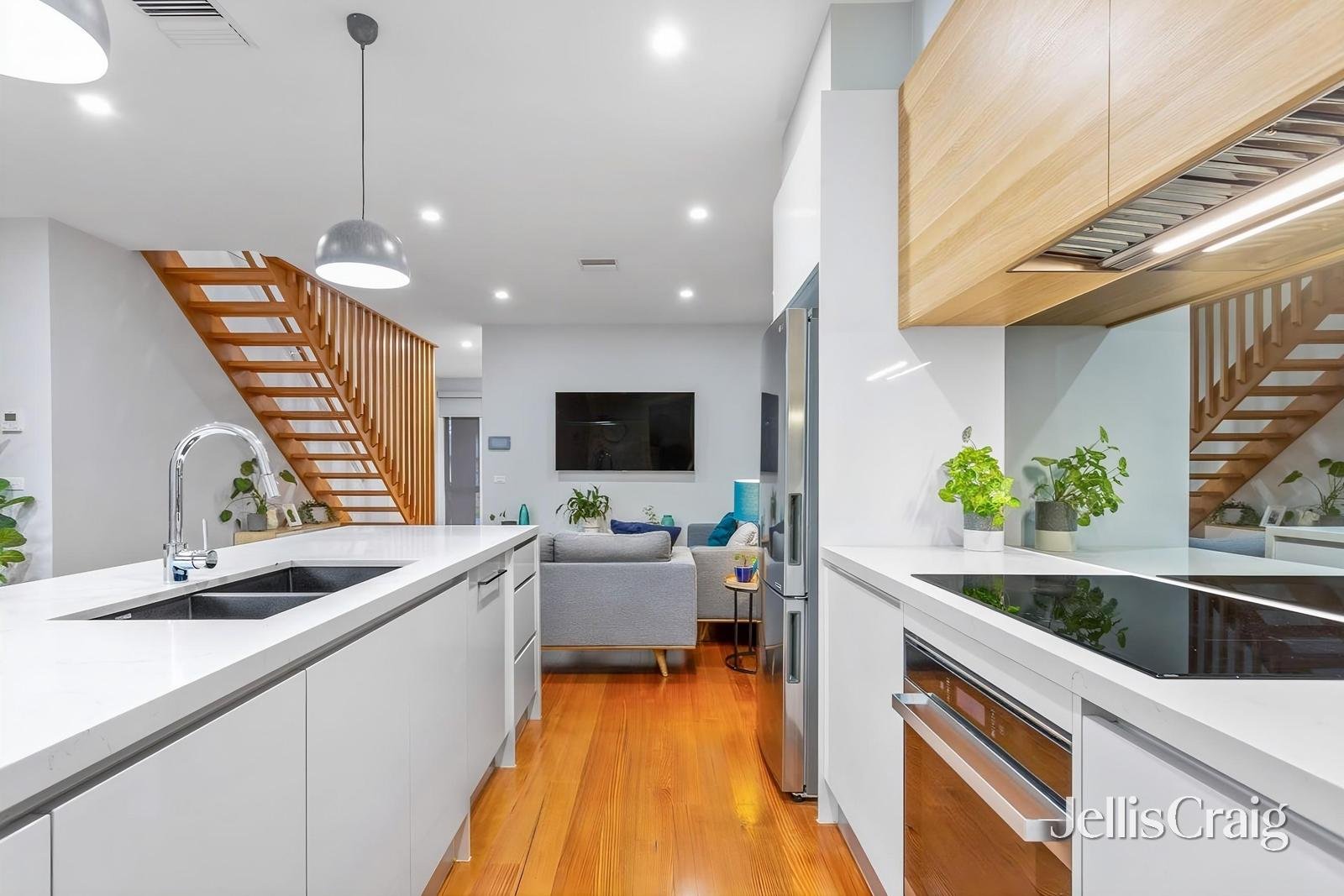 1/82 Kernot Street, South&nbsp;Kingsville image 6