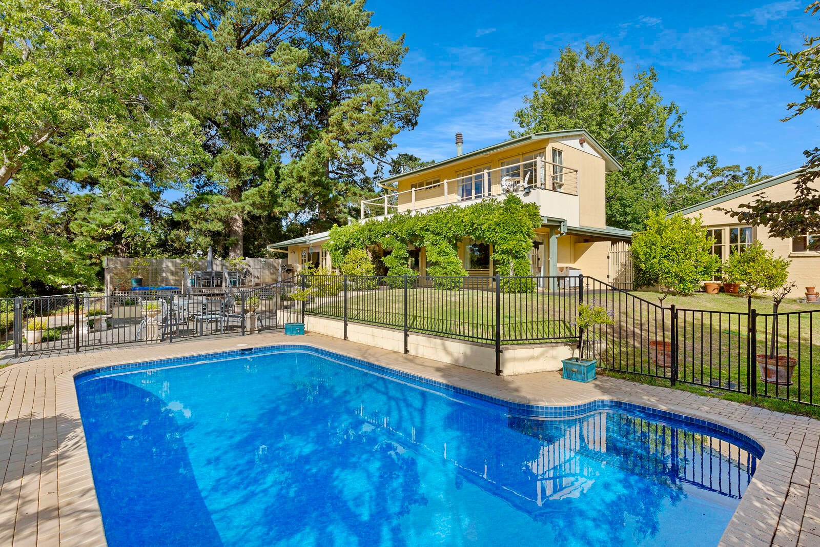 Property Gallery - Main Image