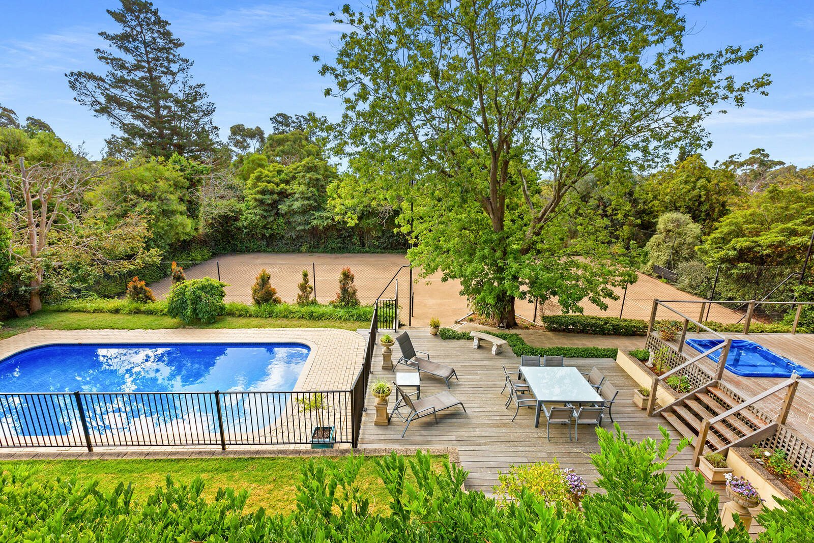 Property Gallery Thumbnail 2