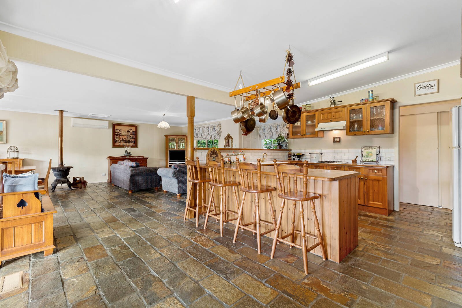 Property Gallery Thumbnail 4