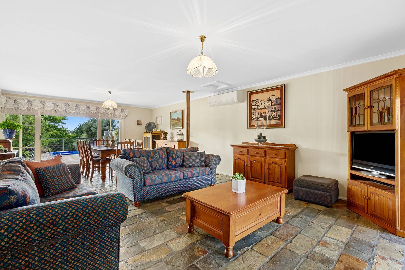 Property Gallery Thumbnail 5