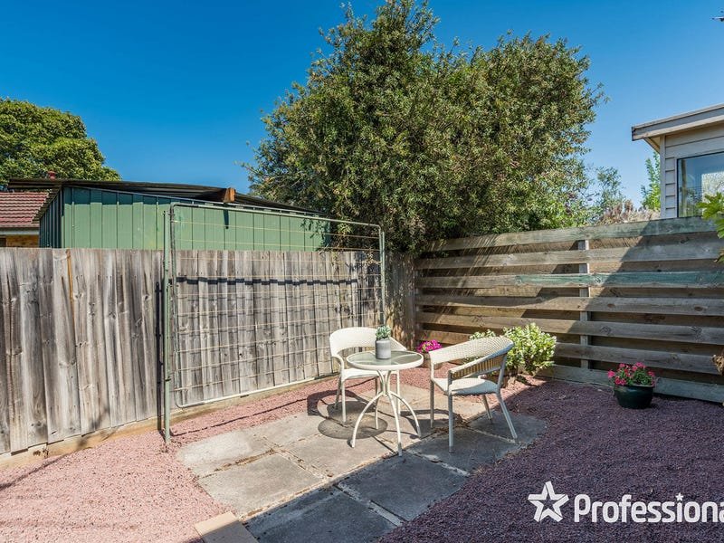 1/82 Sherlock Road, Croydon image 9