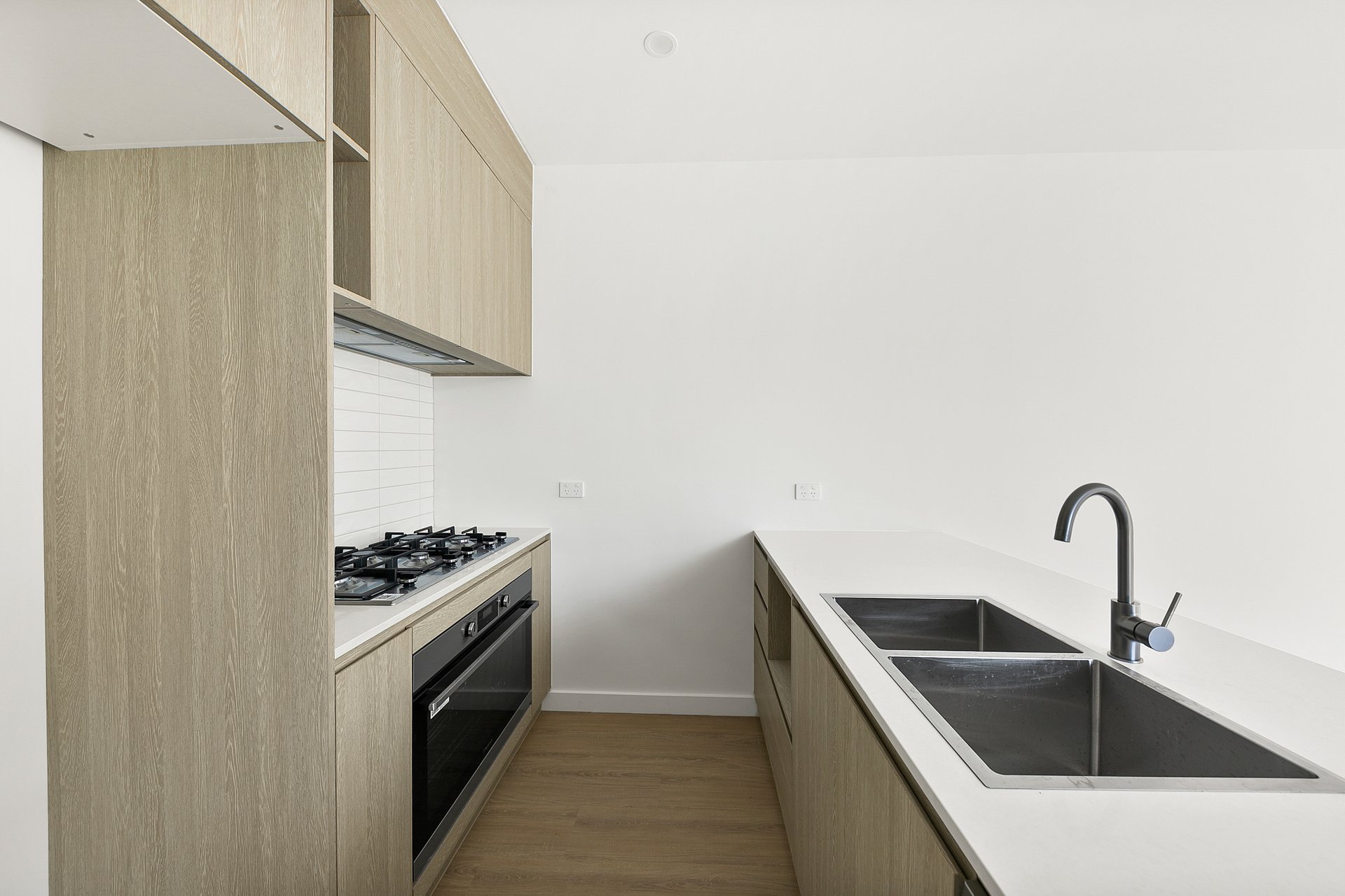 18/20 Harrison Street, Mitcham image 9