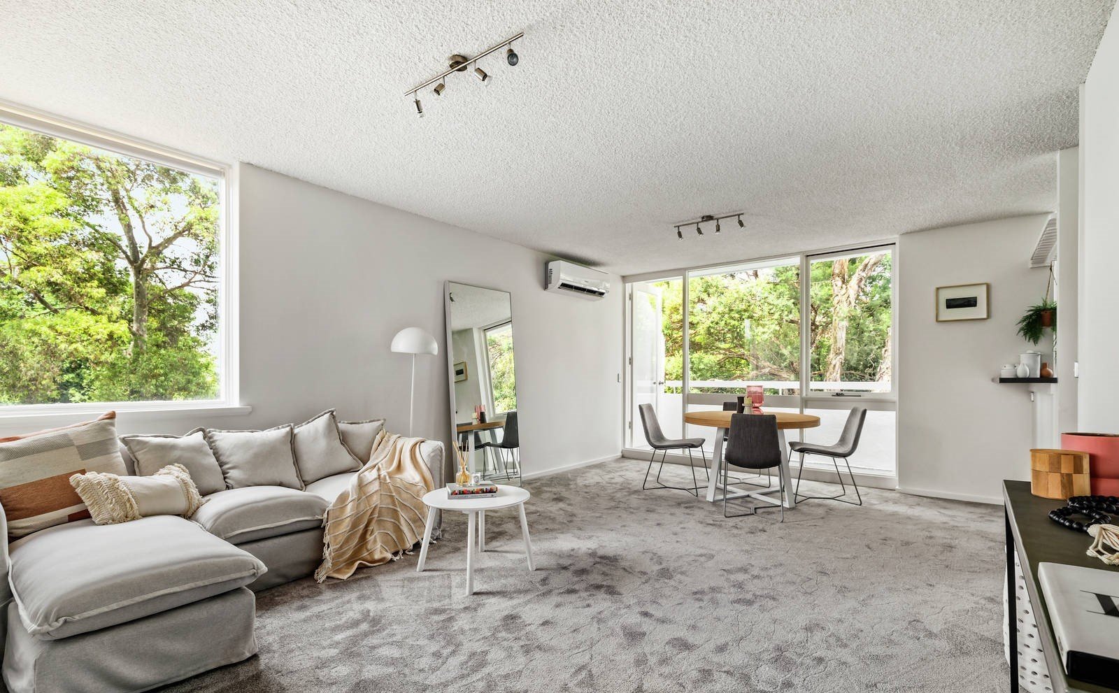 18/217a Highfield Road, Camberwell image 2