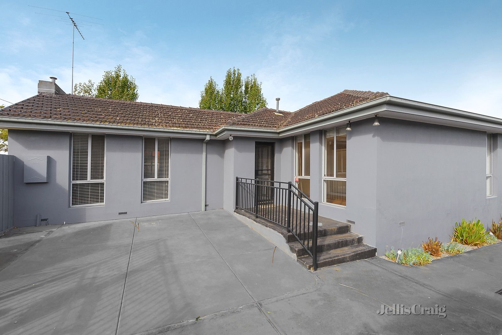 1/828 Doncaster Road, Doncaster image 1