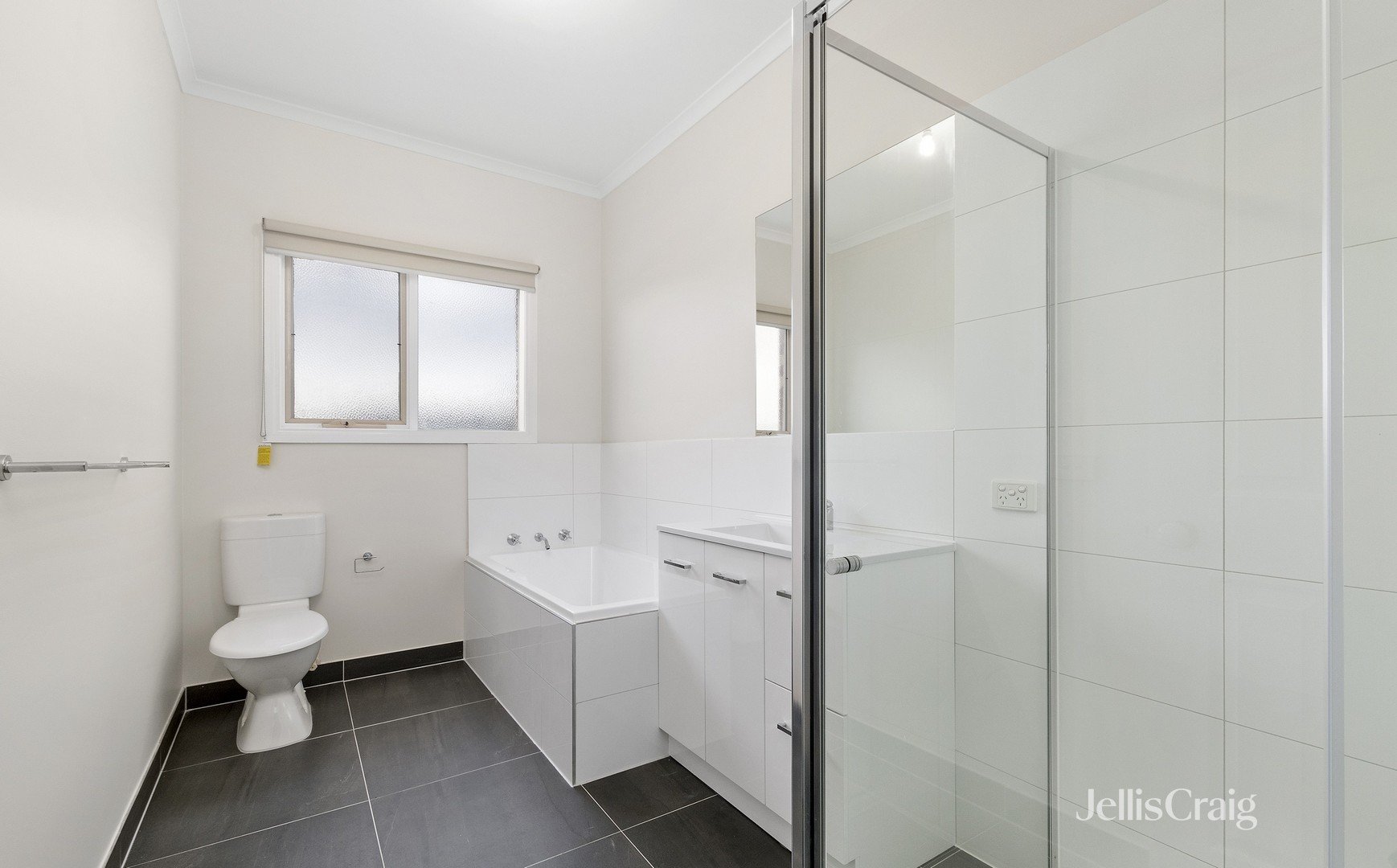 18/296 Somerville Road, Kingsville image 5