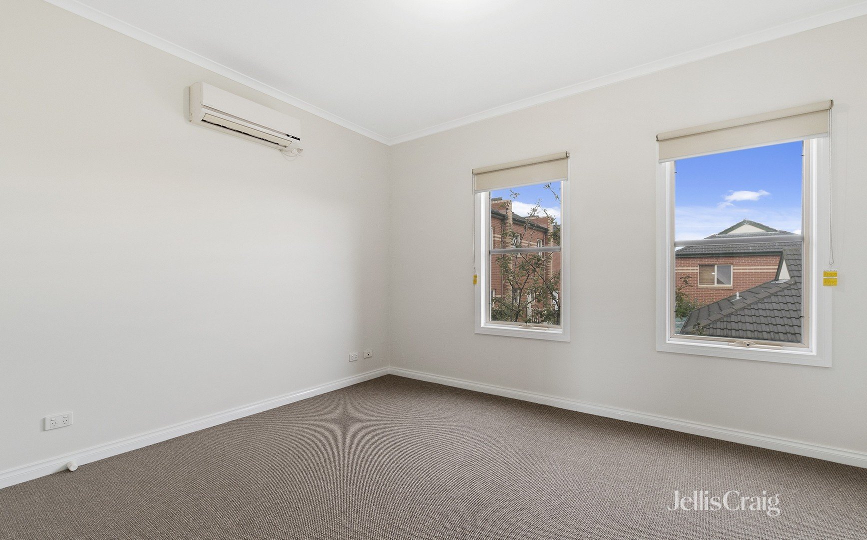 18/296 Somerville Road, Kingsville image 4