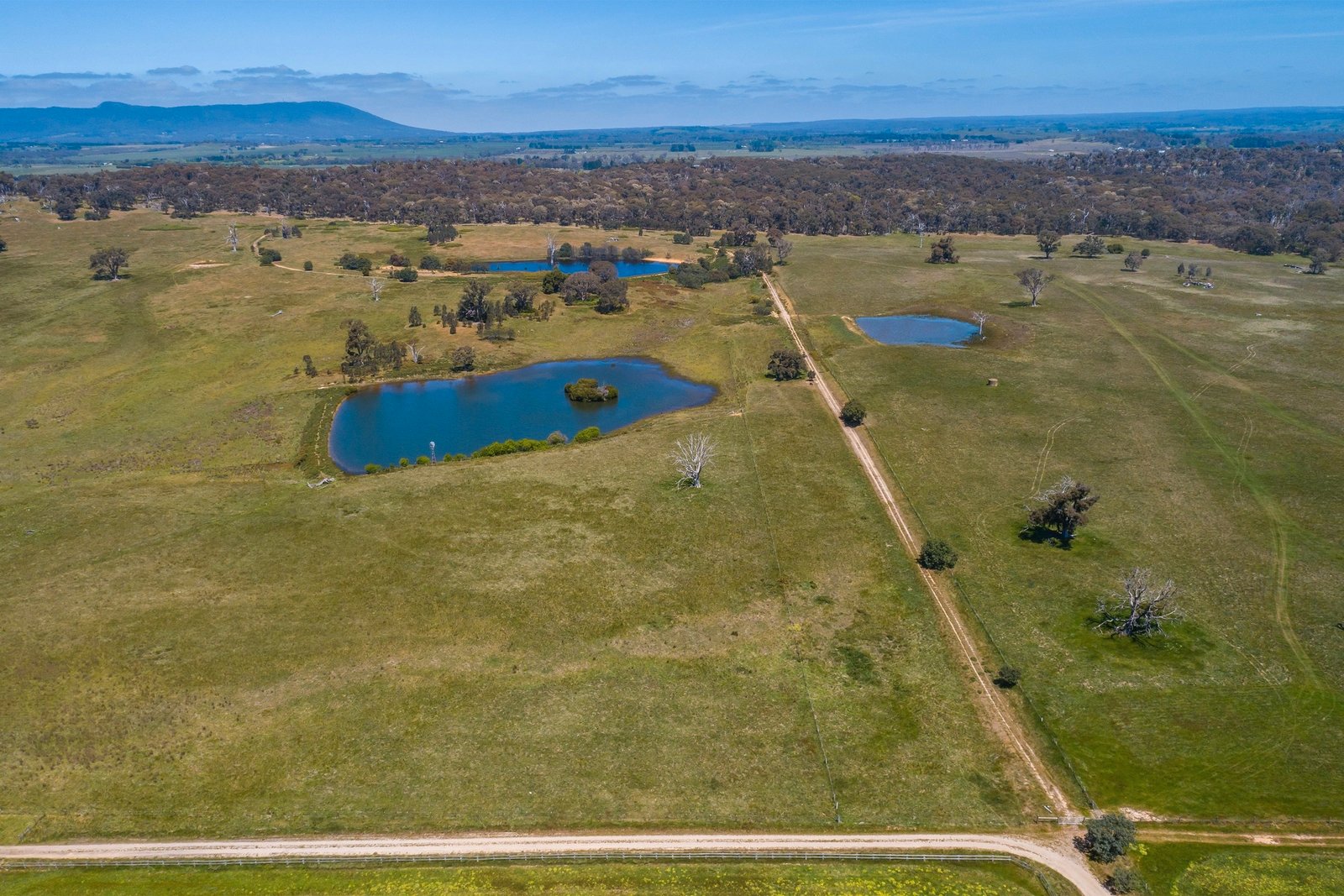 Property Gallery Thumbnail 12