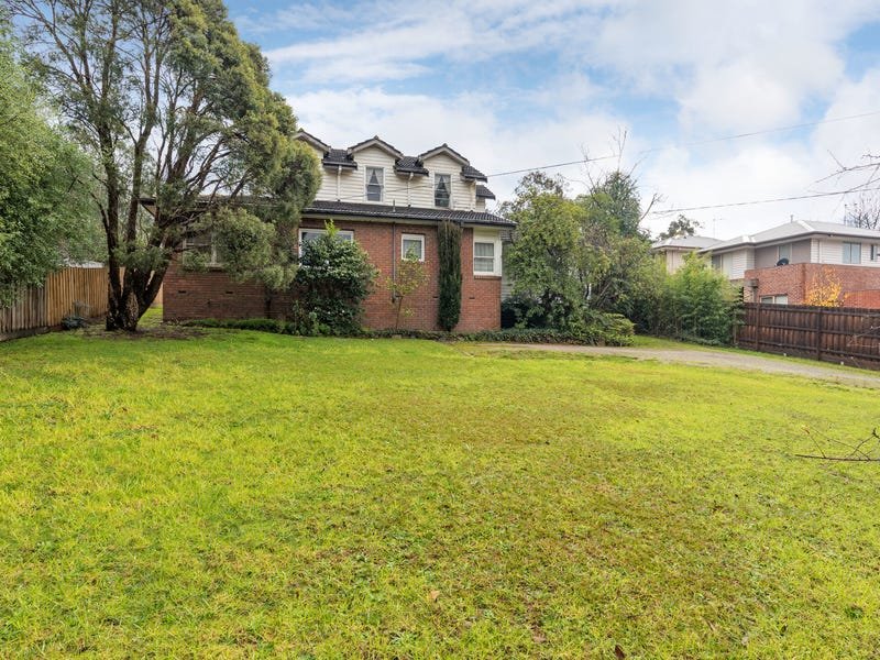 183 Lincoln Road, Mooroolbark image 2