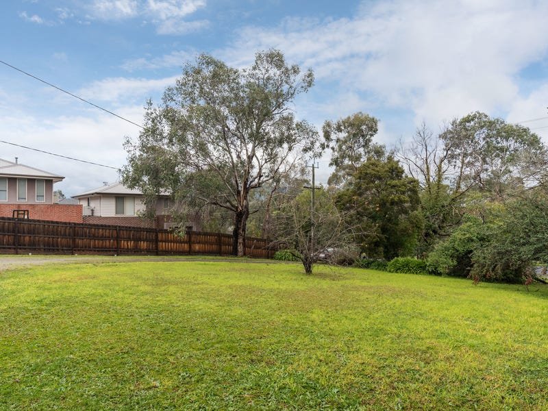 183 Lincoln Road, Mooroolbark image 3