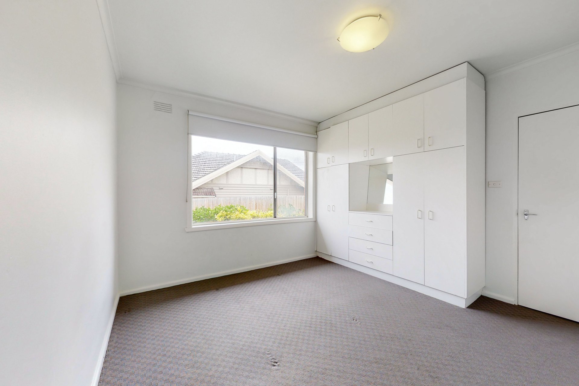 1/83 Maribyrnong Road, Ascot Vale image 3