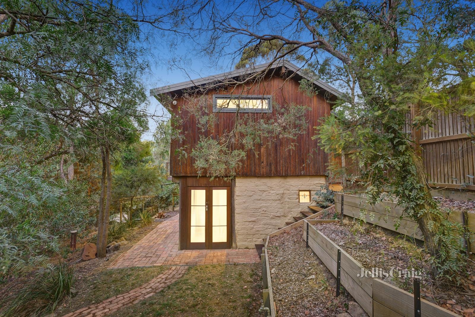 183 Research-Warrandyte Road, North Warrandyte image 14