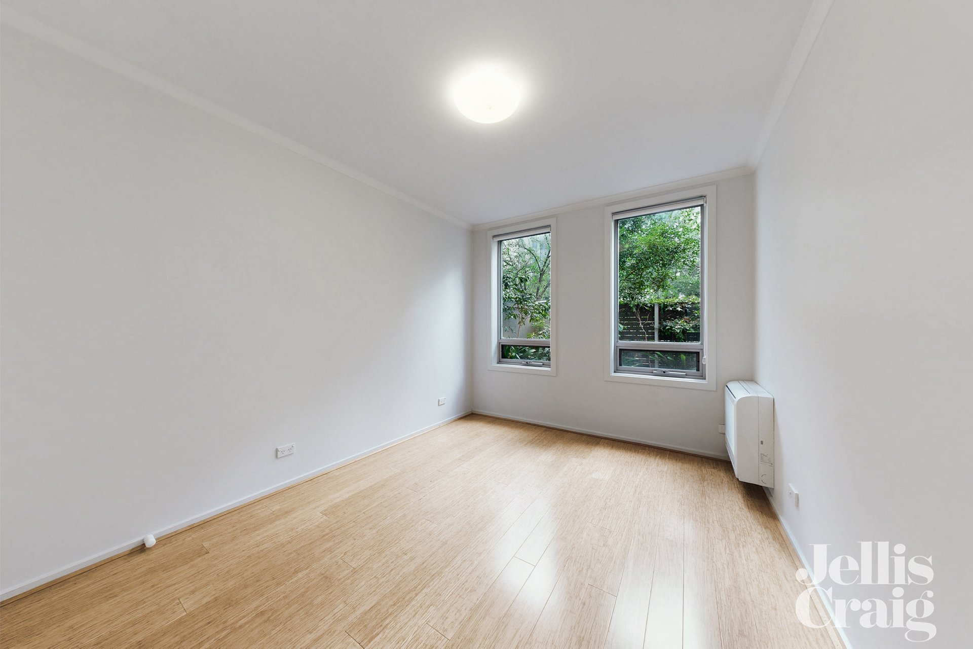 18/3 Sovereign Point Court, Doncaster image 6