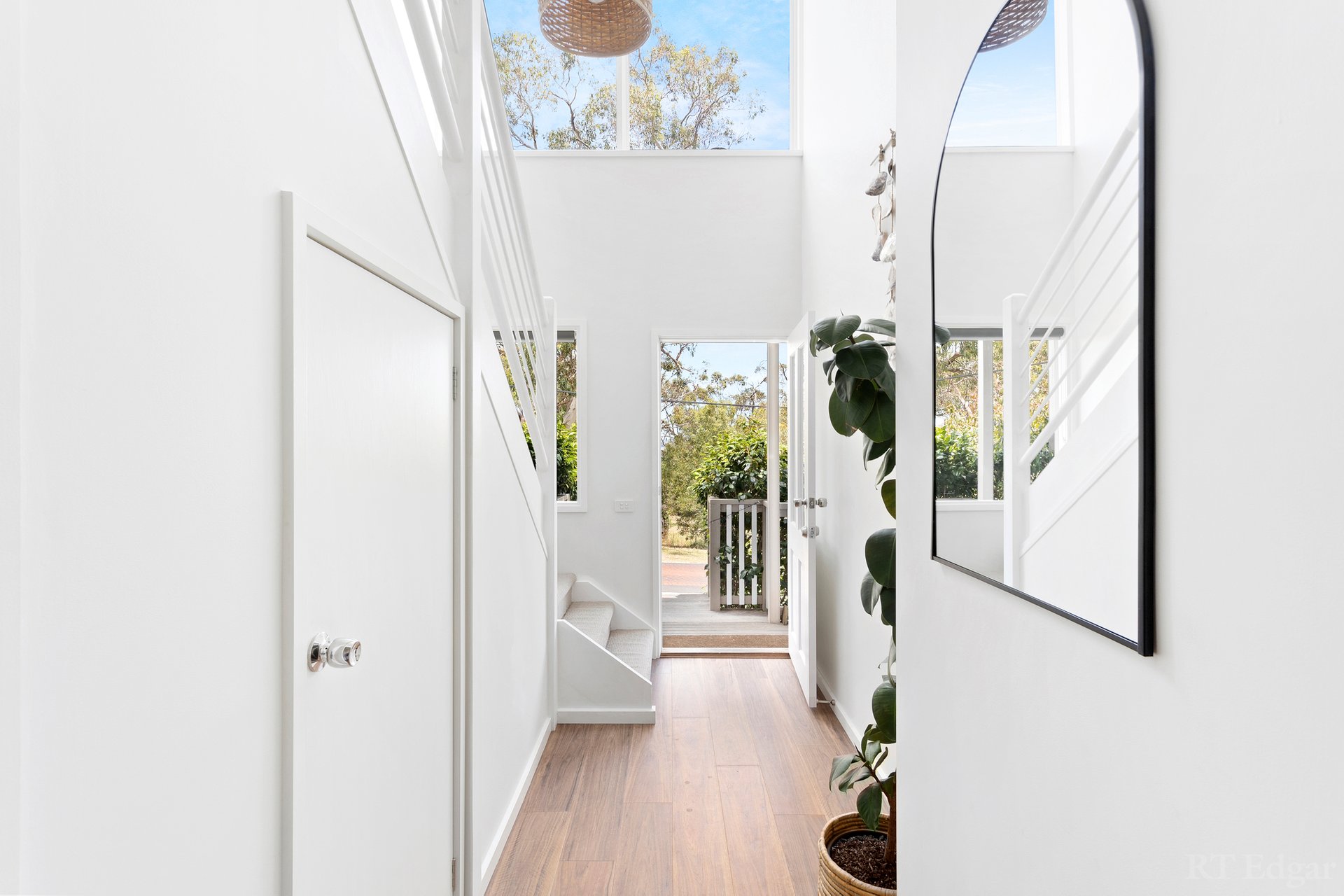 Property Gallery - Main Image