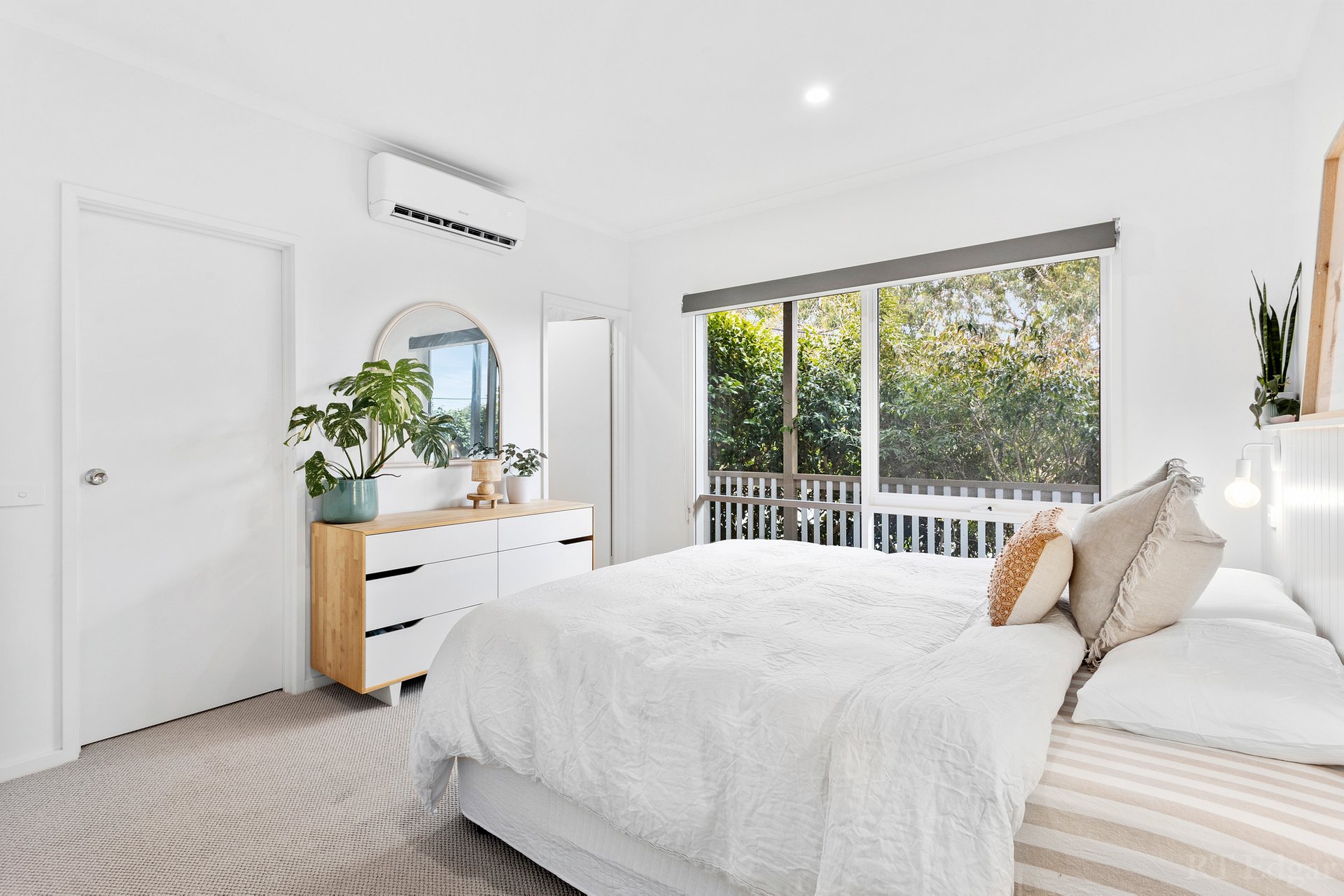 Property Gallery Thumbnail 5