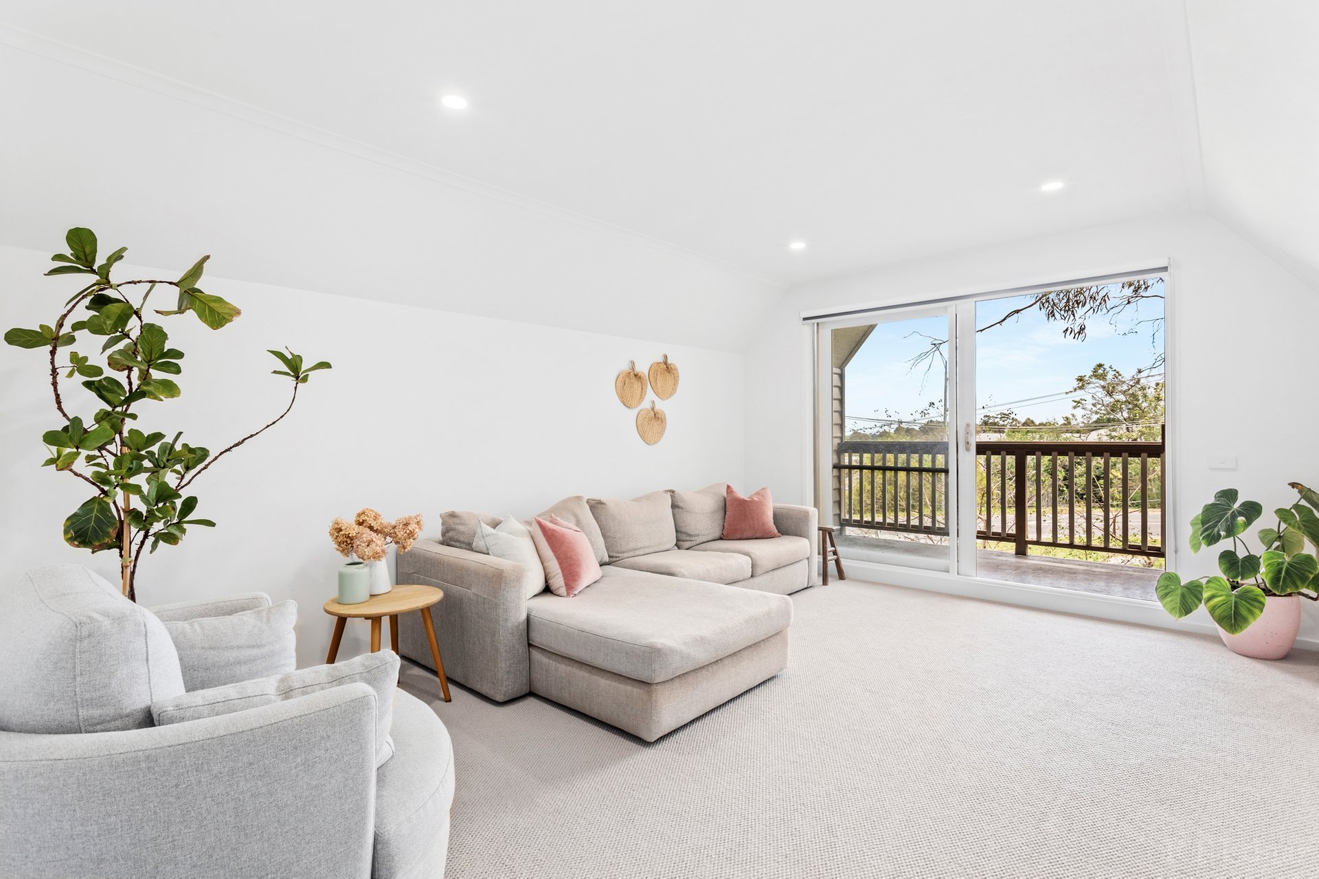 Property Gallery Thumbnail 10