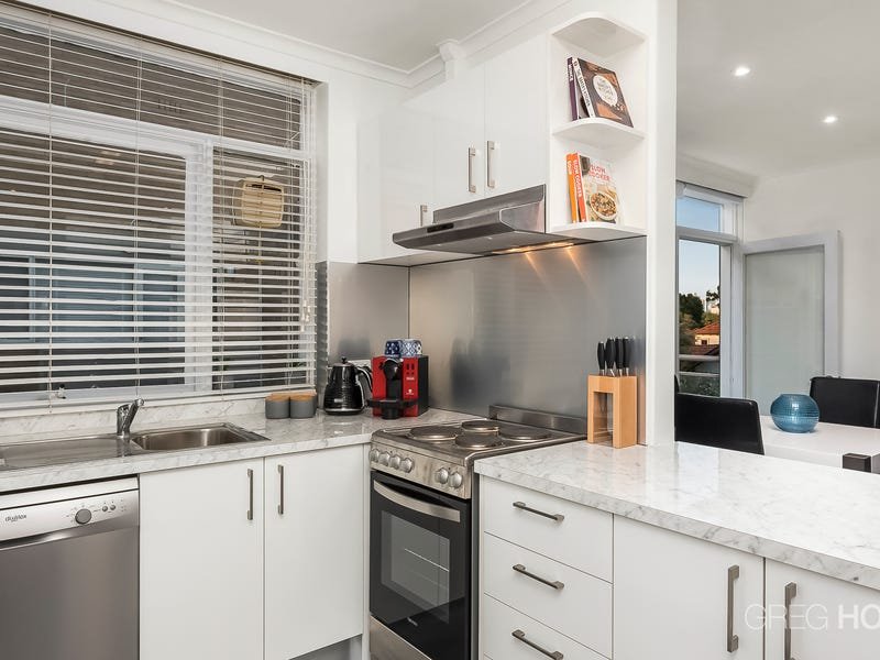 18/323 Beaconsfield Parade, St&nbsp;Kilda&nbsp;West image 4