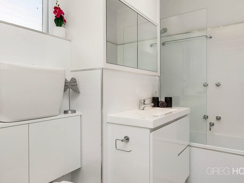 18/323 Beaconsfield Parade, St&nbsp;Kilda&nbsp;West image 6
