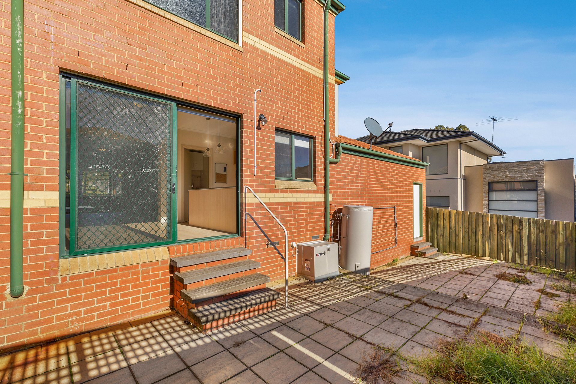 Property Gallery Thumbnail 6