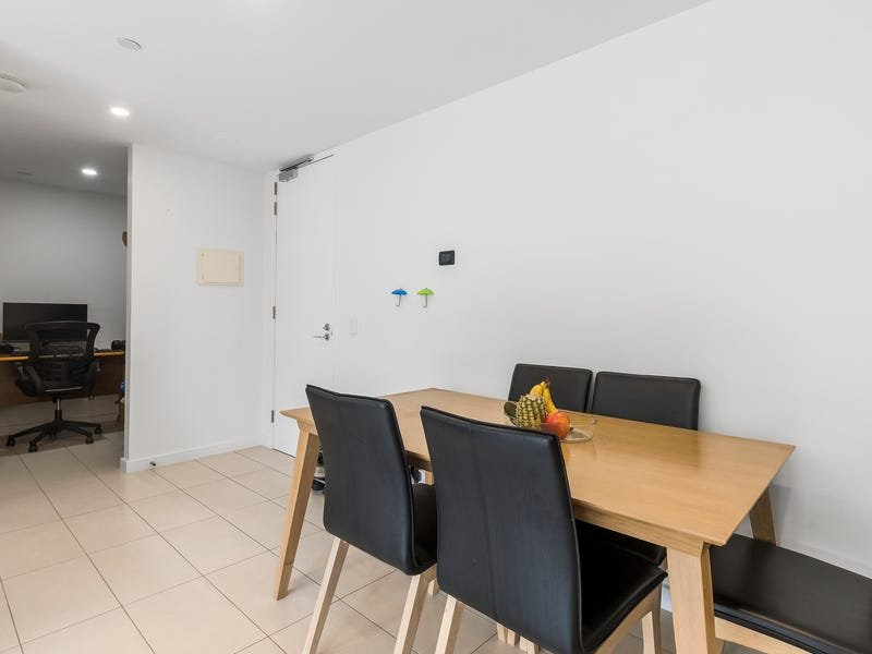 Property Gallery Thumbnail 2