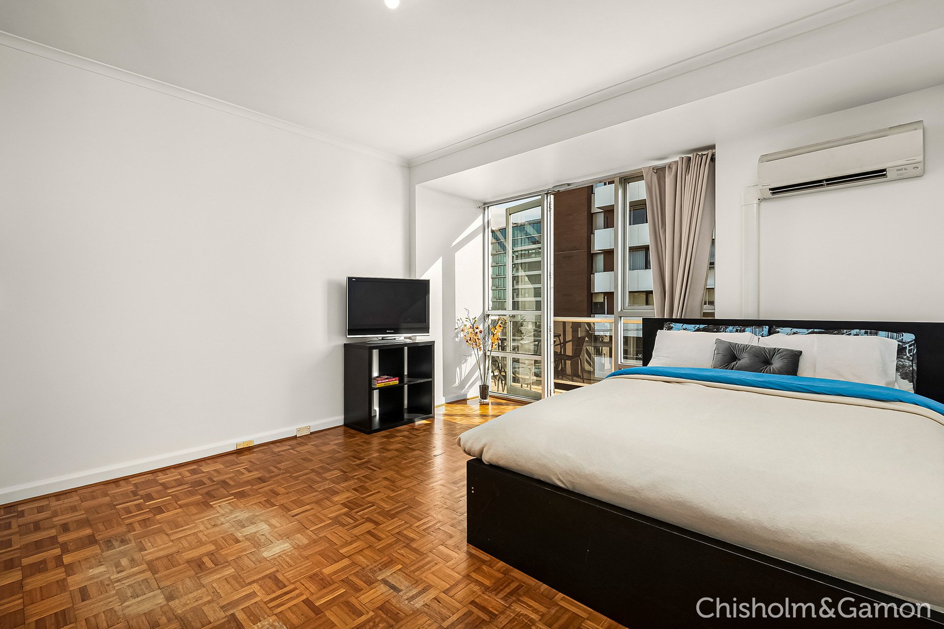 18/4 Alfred Square, St&nbsp;Kilda image 6
