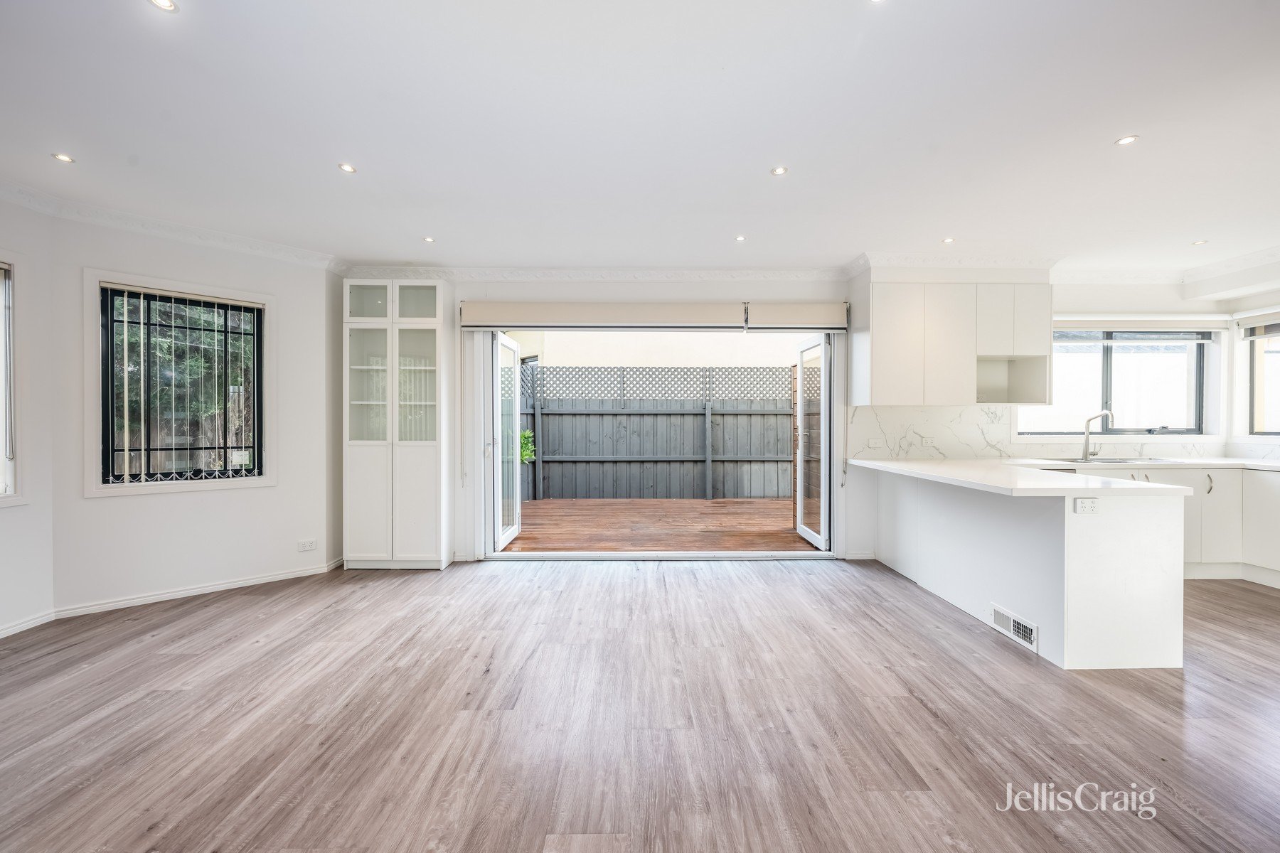 1/84 Bruce Street, Preston image 2