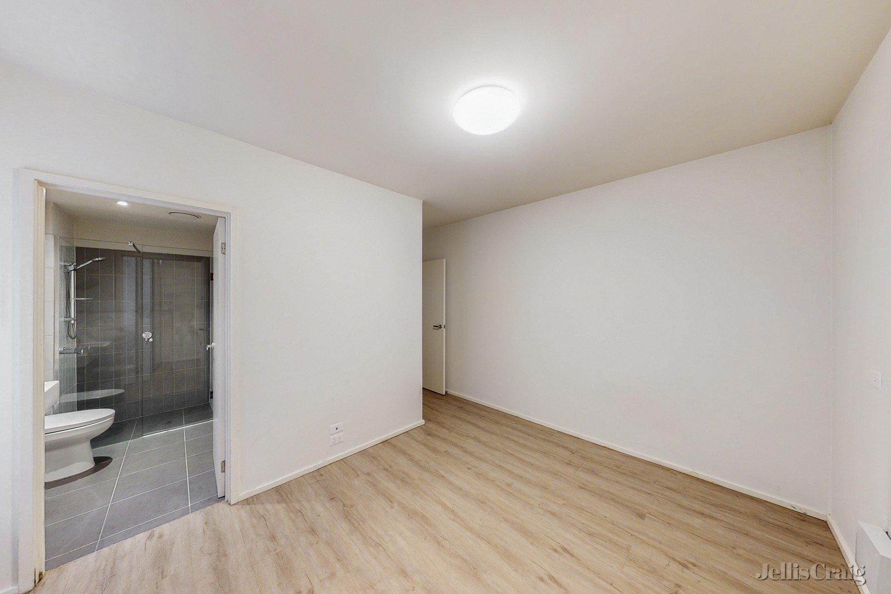 1/84 Cade Way, Parkville image 5