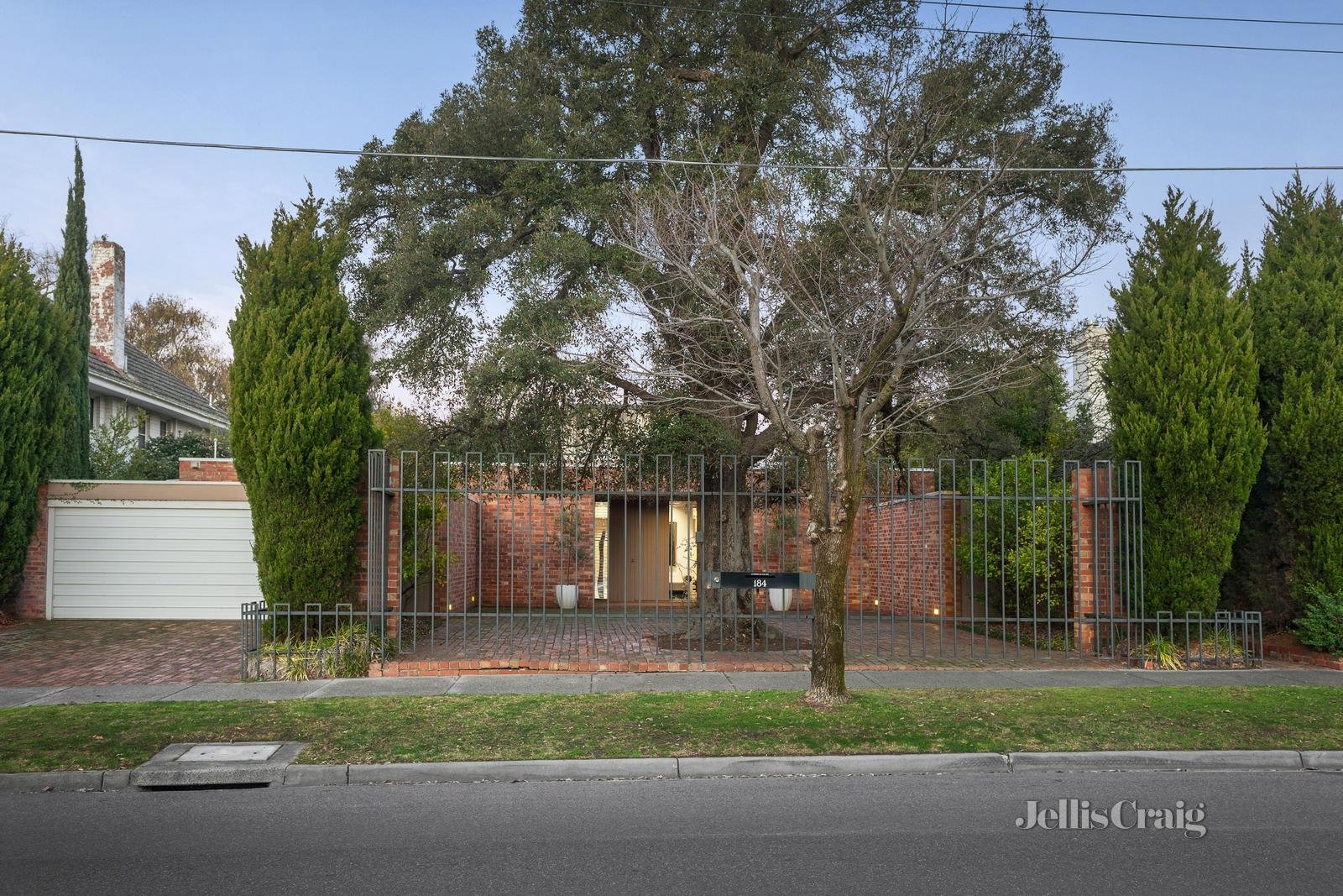 184 Kooyong Road, Toorak image 21