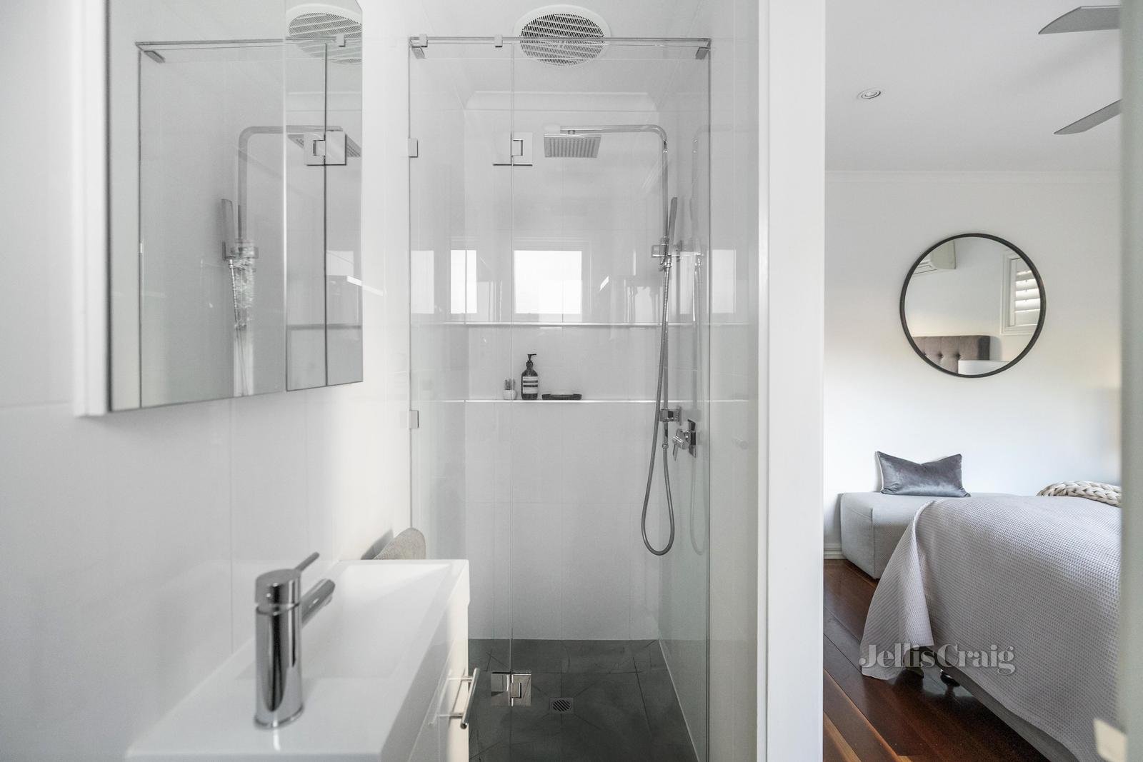184 Ross Street, Port Melbourne image 7